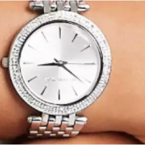 MICHEAL KORS DARCIA SILVER WATCH - Picture 2 of 10